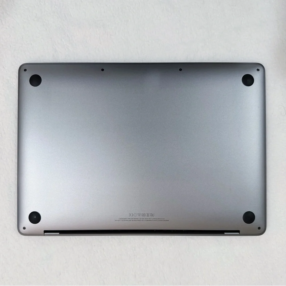 MacBook Pro 13.3” - Late 2016 Space Grey